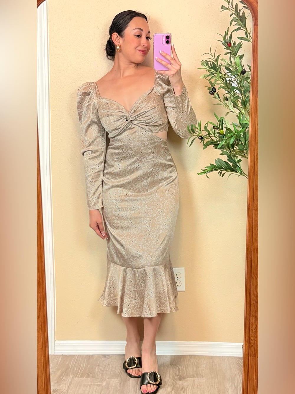 ASTR | Small Long Sleeve Twist Front Midi Dress in Champagne